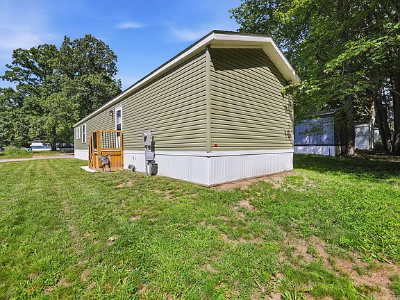 3rd image of 10658 Orion Dr