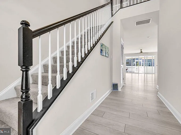 31321 Olney Way — Photo 3