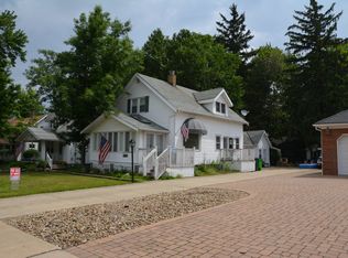 1095 Lander Rd, Mayfield Village, OH 44143