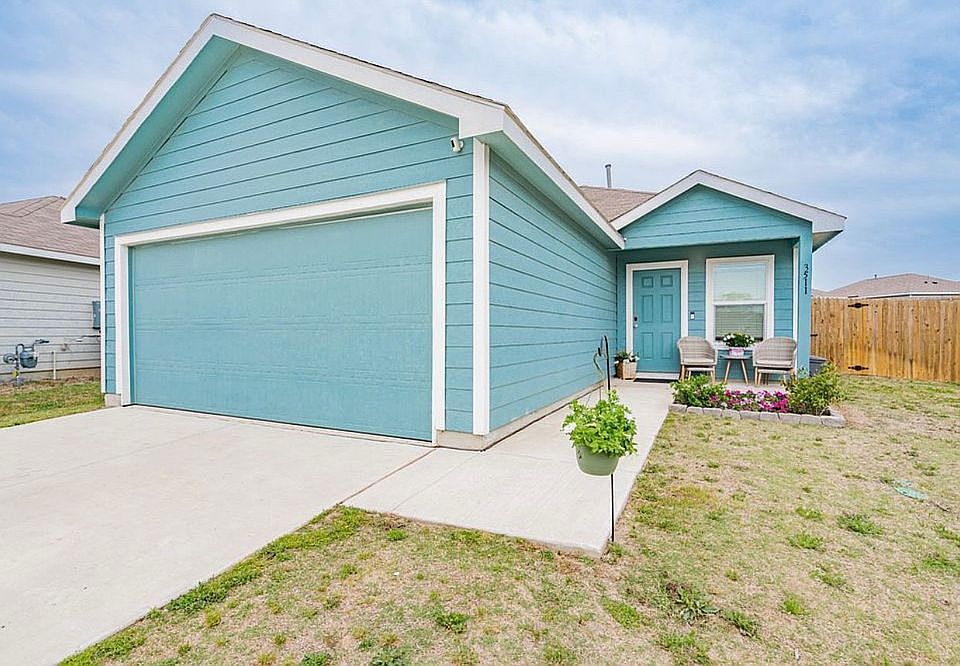 1st image of 3511 Glover Peak Pl