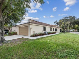 2051 NW 38th Ave, Coconut Creek, FL 33066
