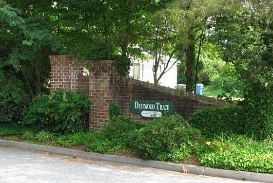 1st image of 407 Chinaberry Cir