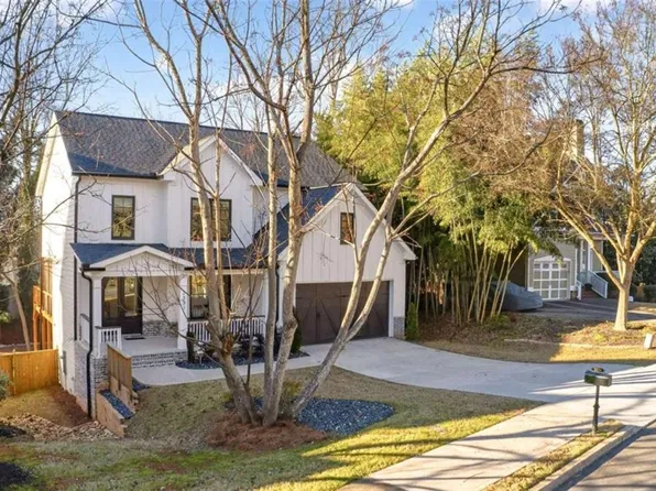 2331 Preston Park Ct, Decatur, GA 30032