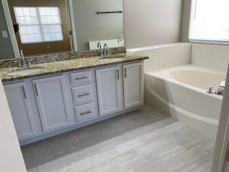 2222 Springside Dr — Photo 12