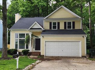 8205 Greywinds Dr, Raleigh, NC 27615