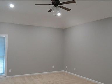 2nd image of 1852 Wentworth Dr