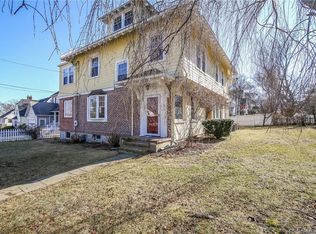 3 Auldwood Rd, Stamford, CT 06902