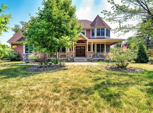 4511 Cumnor Rd, Downers Grove, IL 60515