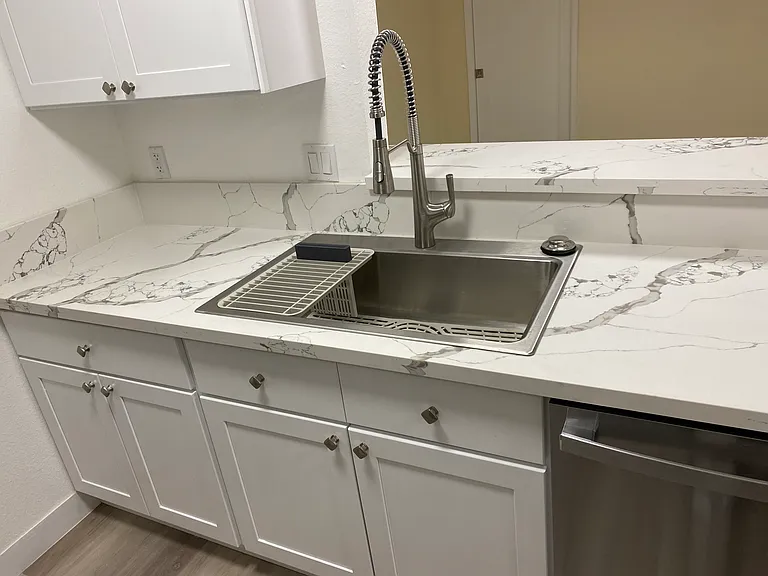 Mandarin Dr — Photo 77