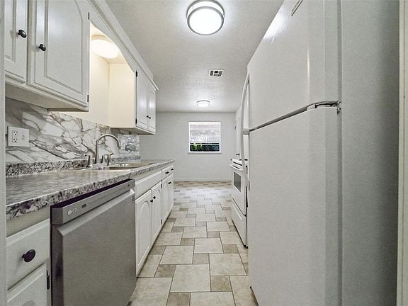 2nd image of 5421 S Huddleston Dr