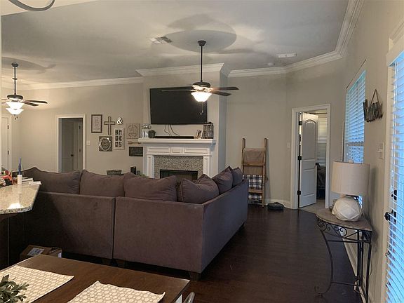 5th image of 1759 Waterbury Way