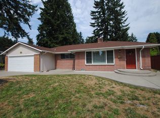 1007 Daniels Dr, Fircrest, WA 98466