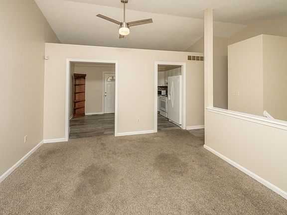 5th image of 2649 Ridgecrest Ln