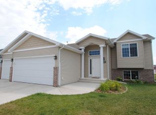 4274 Russet Ave S, Fargo, ND 58104