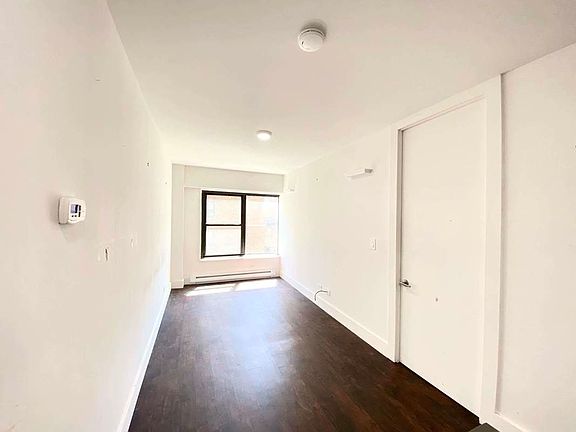 5th image of 301 W 130th St APT 1D
