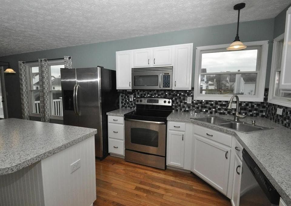 1st image of 131 Winesap St SW