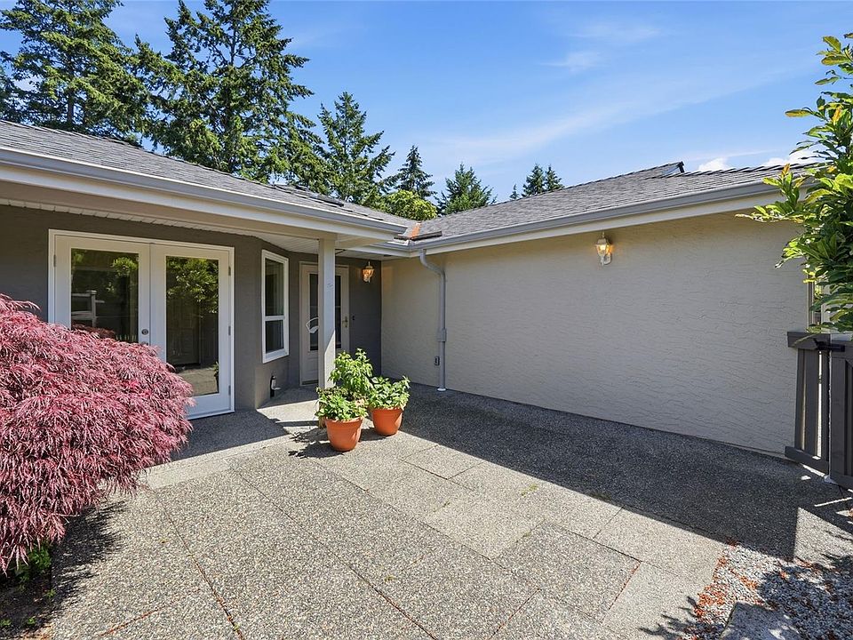 1st image of 2655 Andover Rd #12