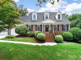 4211 Stebbins St, Chester, VA 23831