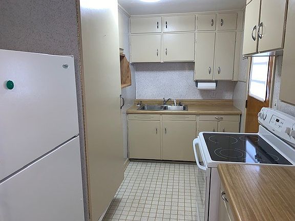5th image of 116 Stanley Ct