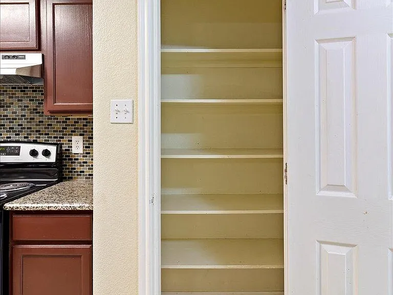 887 Sagewood Trl — Photo 10