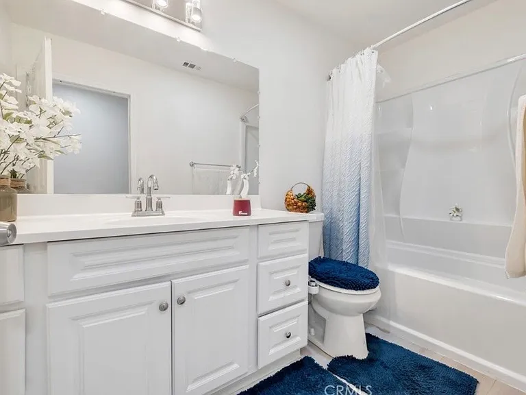 7701 Baird Ave — Photo 43