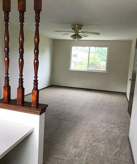 Spacious Master Bedroom with Vanity area (bottom left of photo)