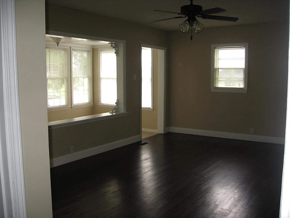 2nd image of 336 Hill Rd