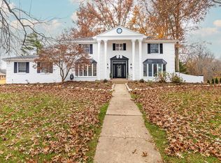 6655 Blue Spruce Dr, Newburgh, IN 47630