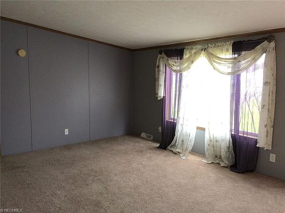 4th image of 111 Aurora Cir