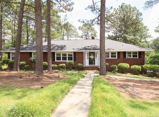 3413 Hawthorne St, Hope mills, NC 28348