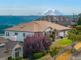 4210 Crystal Lane Loop SE, Puyallup, WA 98372