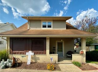 3 Round St, Charleroi, PA