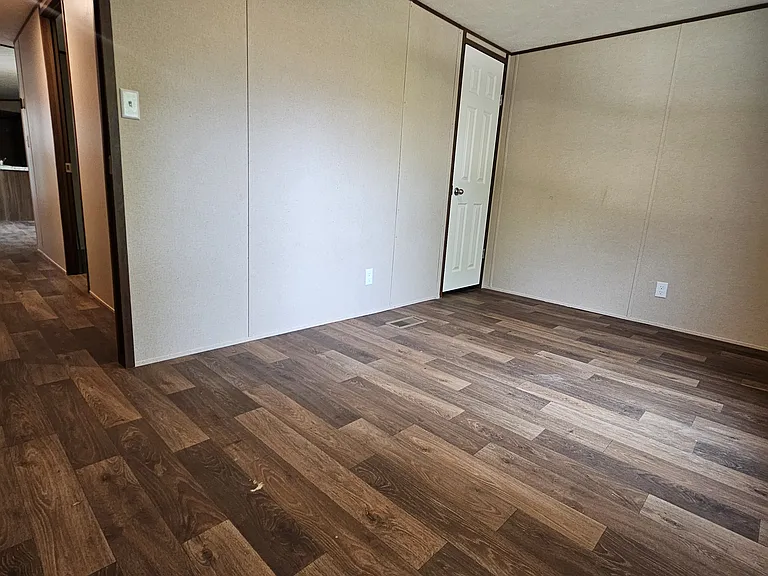 525 Kelly Rd #3 — Photo 12