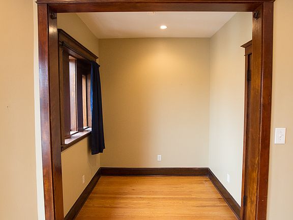 4th image of 2554 N Kedzie Blvd #2