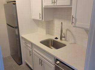 125 Main St #4, Andover, MA 01810
