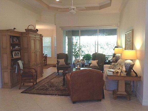 Great Room. Lania beyond.