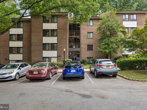 1554 Northgate Sq APT 1A, Reston, VA 20190