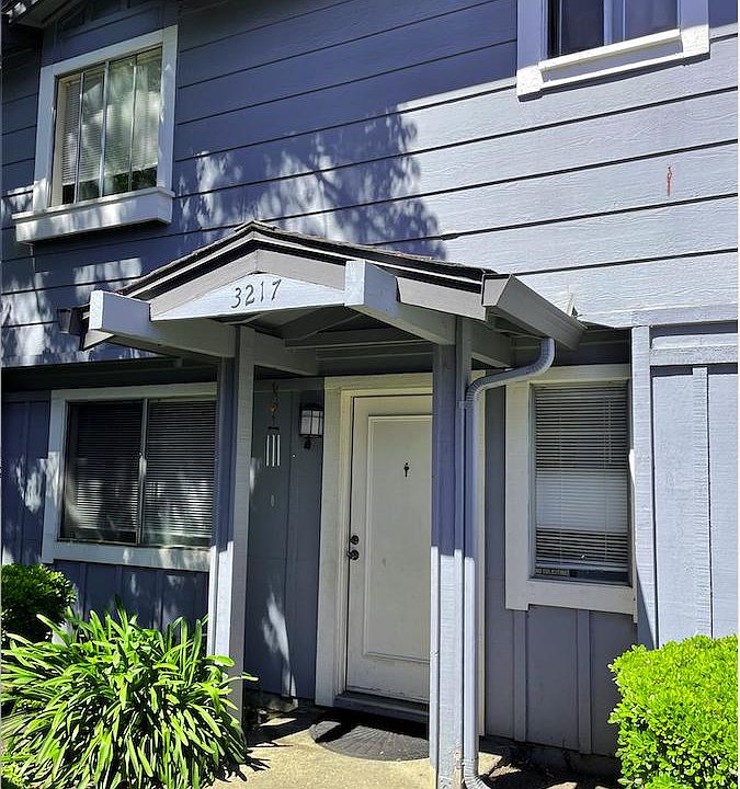 1st image of 3217 Groth Ct