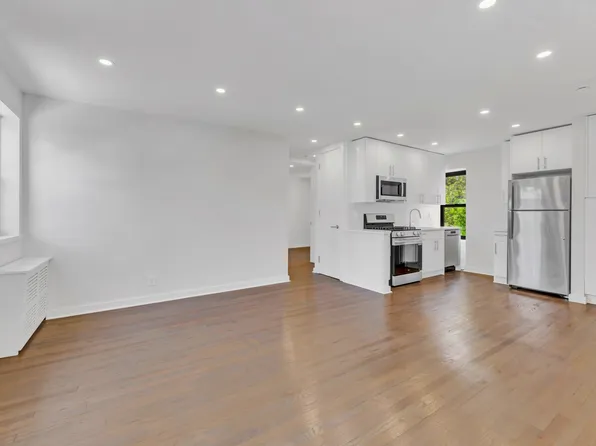 (undisclosed Address), Bayside, NY 11361