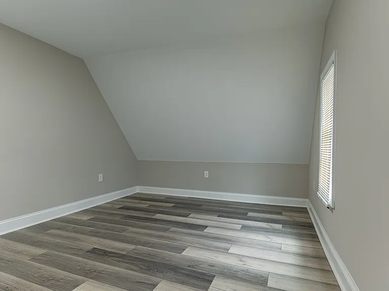 426 Evesham Ave — Photo 25