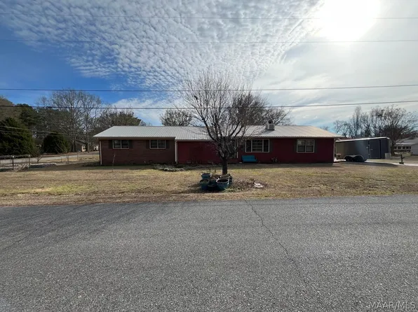 700 Pinecrest Ln, Oxford, AL 36203