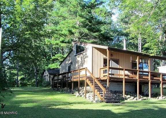 2nd image of 3984 Sunny Dr