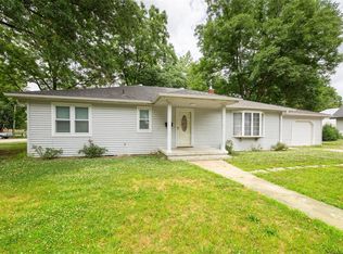 1891 Fairfax St, Carlyle, IL