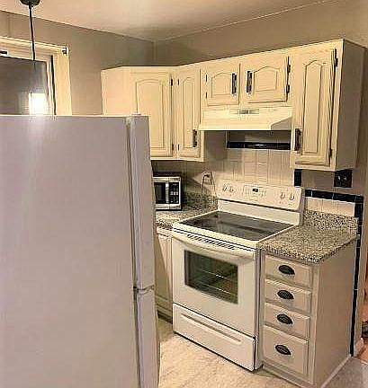 4th image of 6255 Nagel Ave #6255