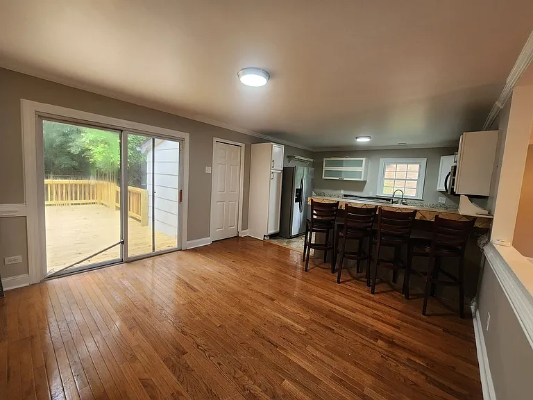 5530 Galway Dr — Photo 3