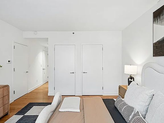 3rd image of 3260 Henry Hudson Pkwy APT 5L