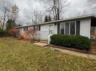 5160 Vista A Vista Ln, Petoskey, MI 49770