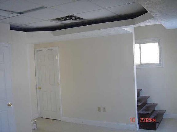 4th image of 1230 E Cruft St