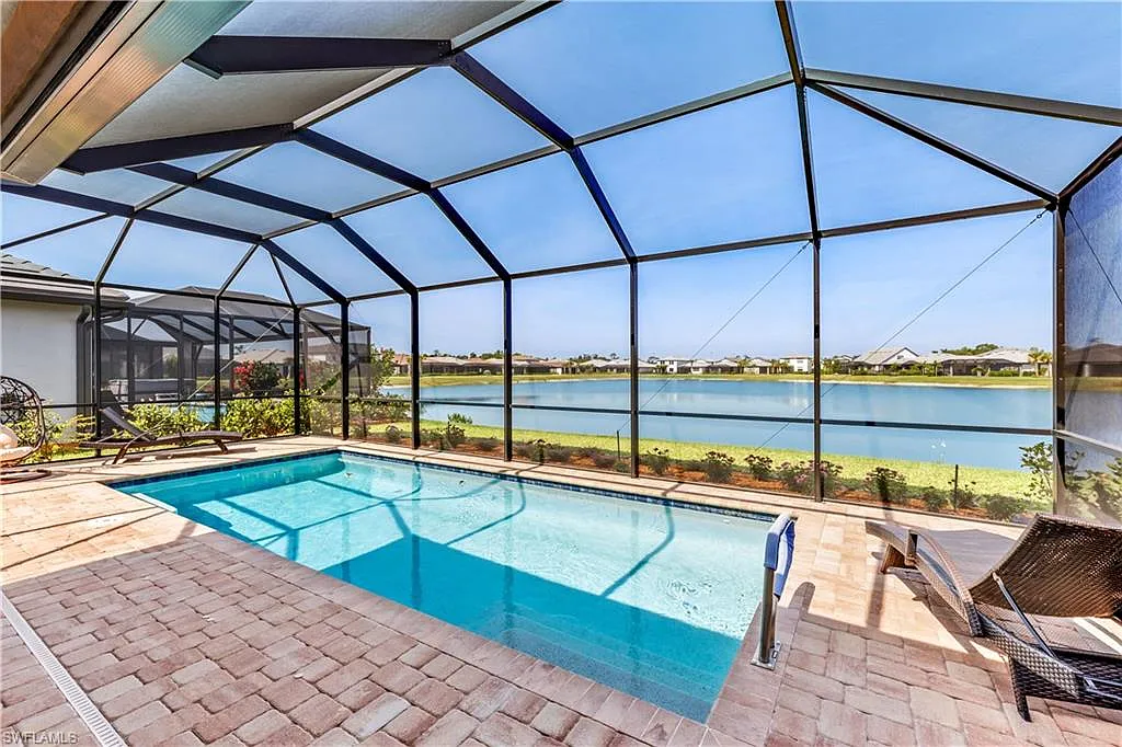 4 bed, 3.0 bath, 1920 sqft, $11,000 — Photo 4
