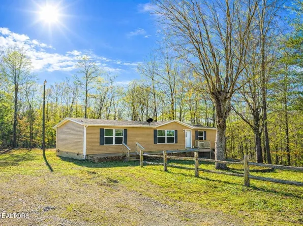 2326 Huntsville Hill Rd, Helenwood, TN 37755